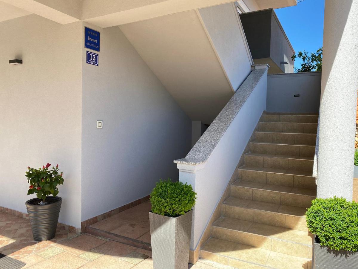 Apartments Nada Sukosan Ngoại thất bức ảnh