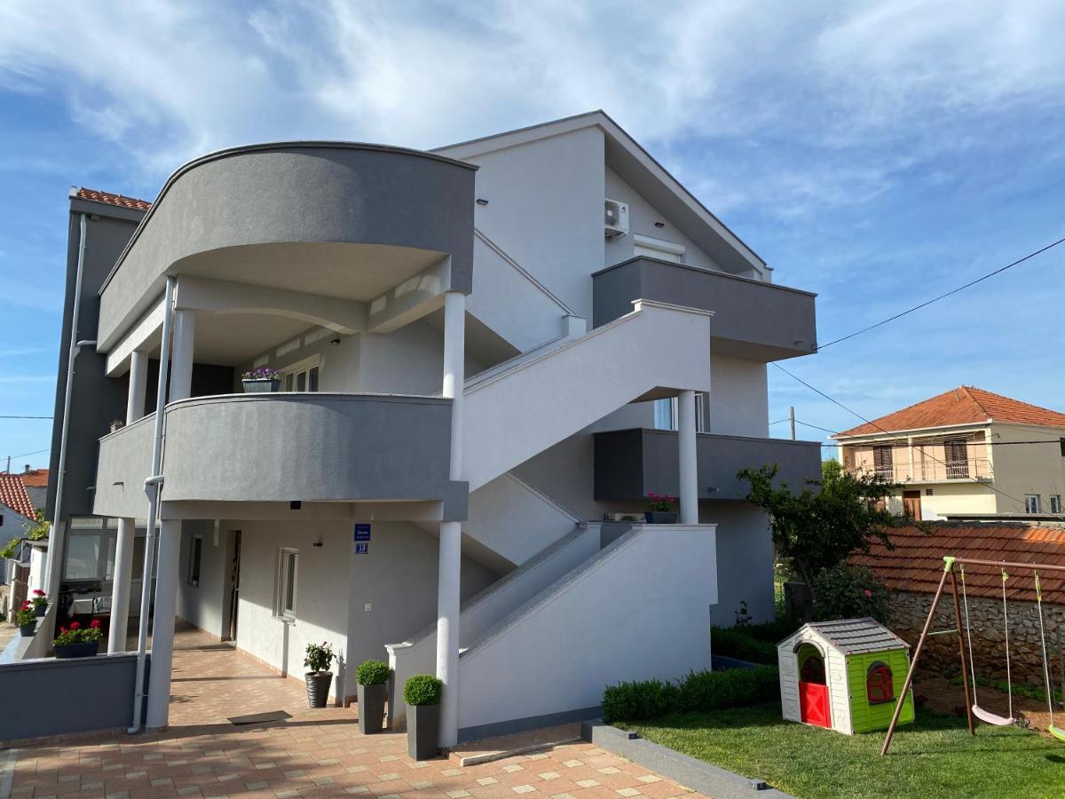 Apartments Nada Sukosan Ngoại thất bức ảnh