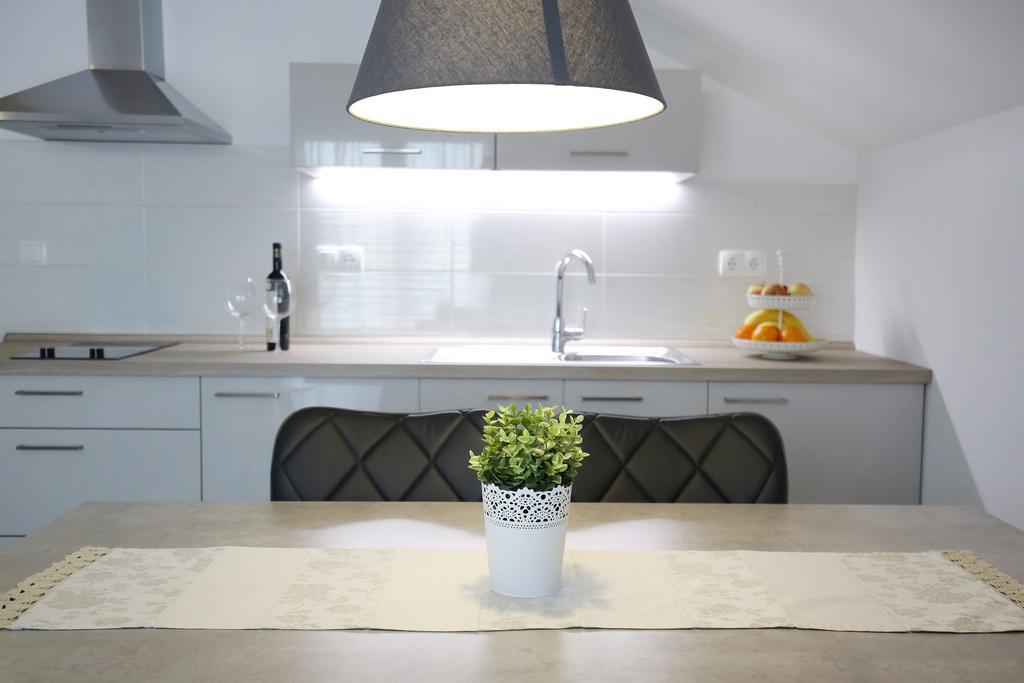 Apartments Nada Sukosan Ngoại thất bức ảnh