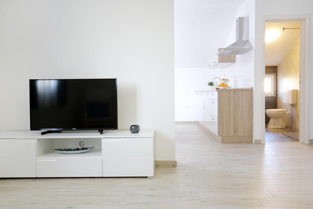 Apartments Nada Sukosan Ngoại thất bức ảnh