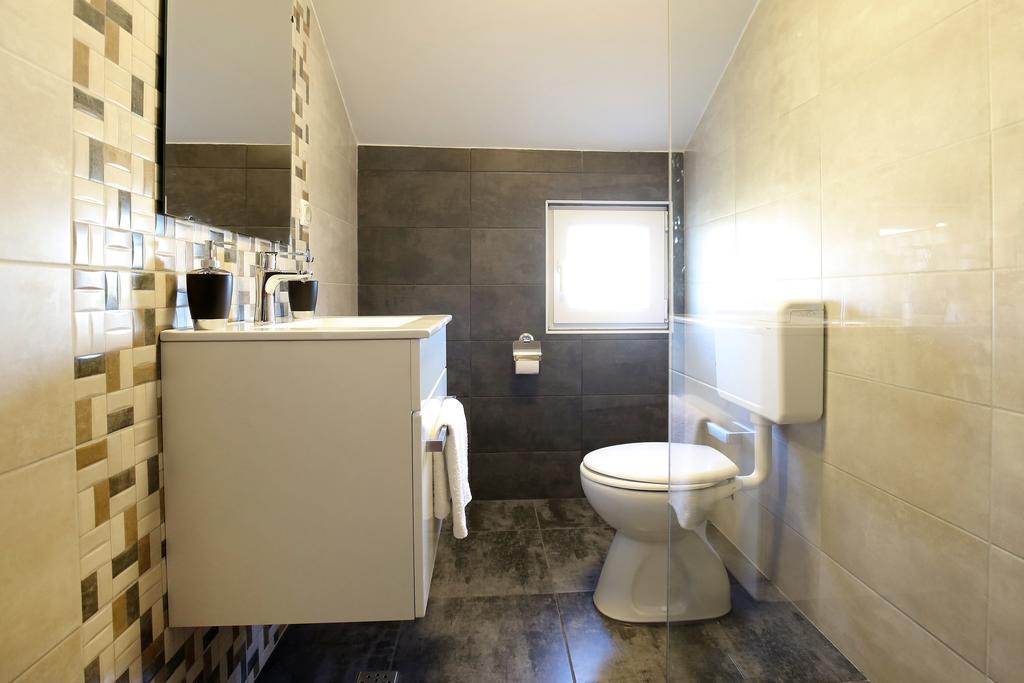 Apartments Nada Sukosan Ngoại thất bức ảnh